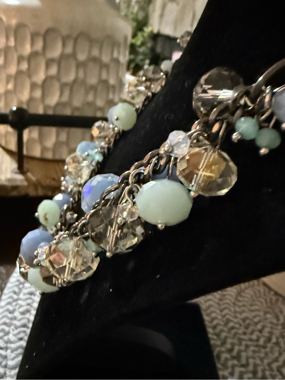 Gorgeous Simply Vera Wang Blue & Aqua Beaded Necklace Gunmetal Tone - Picture 8 of 8
